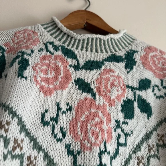 Vintage Rose Floral Knit Mock Neck Sweater - Picture 2 of 11